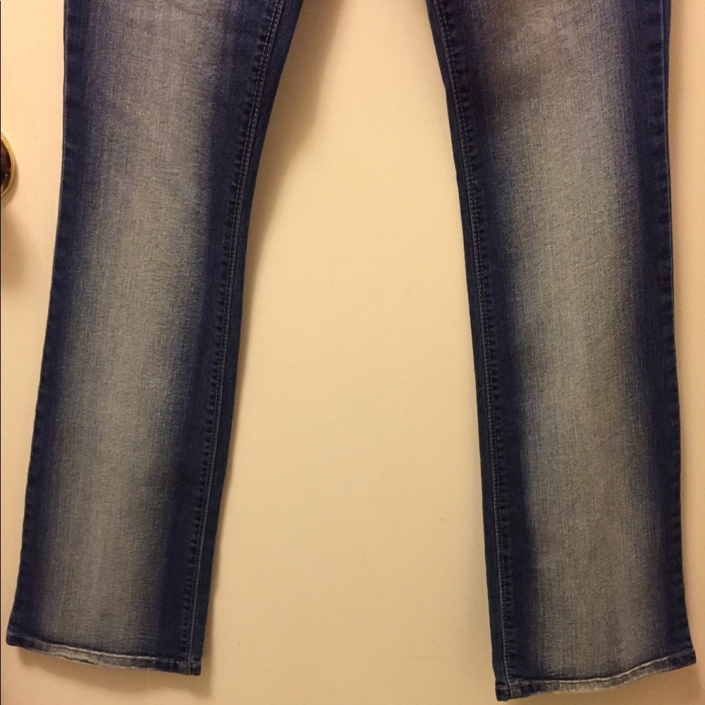 l.e.i. Ashley Low Rise Boot Cut - Picture 5 of 5